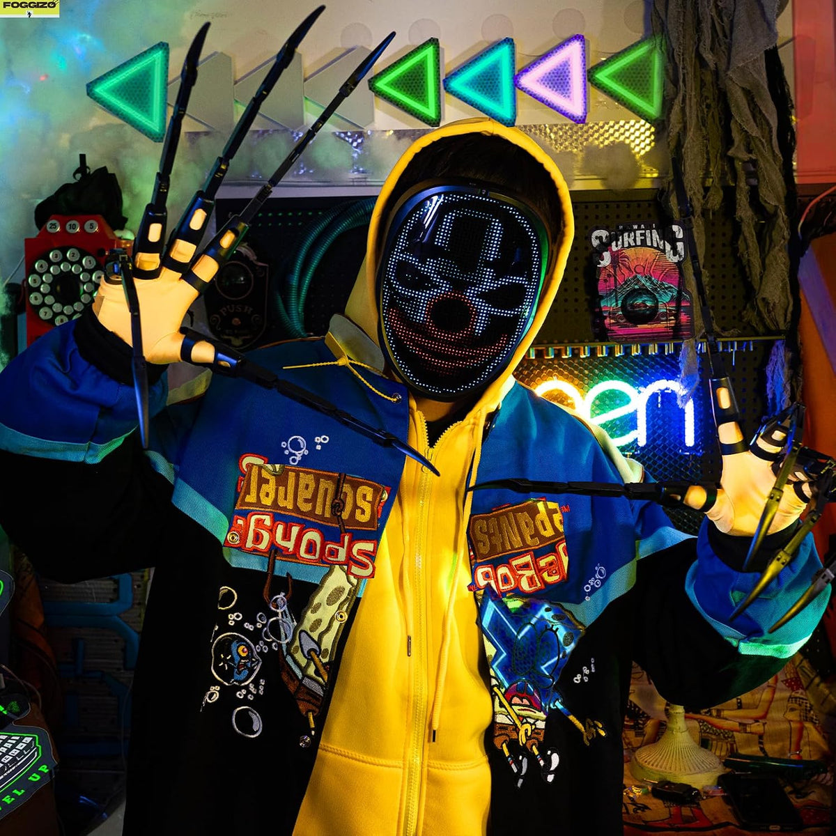 Foggizo Máscara LED con aplicación "Fiebre de Cosplay", más...