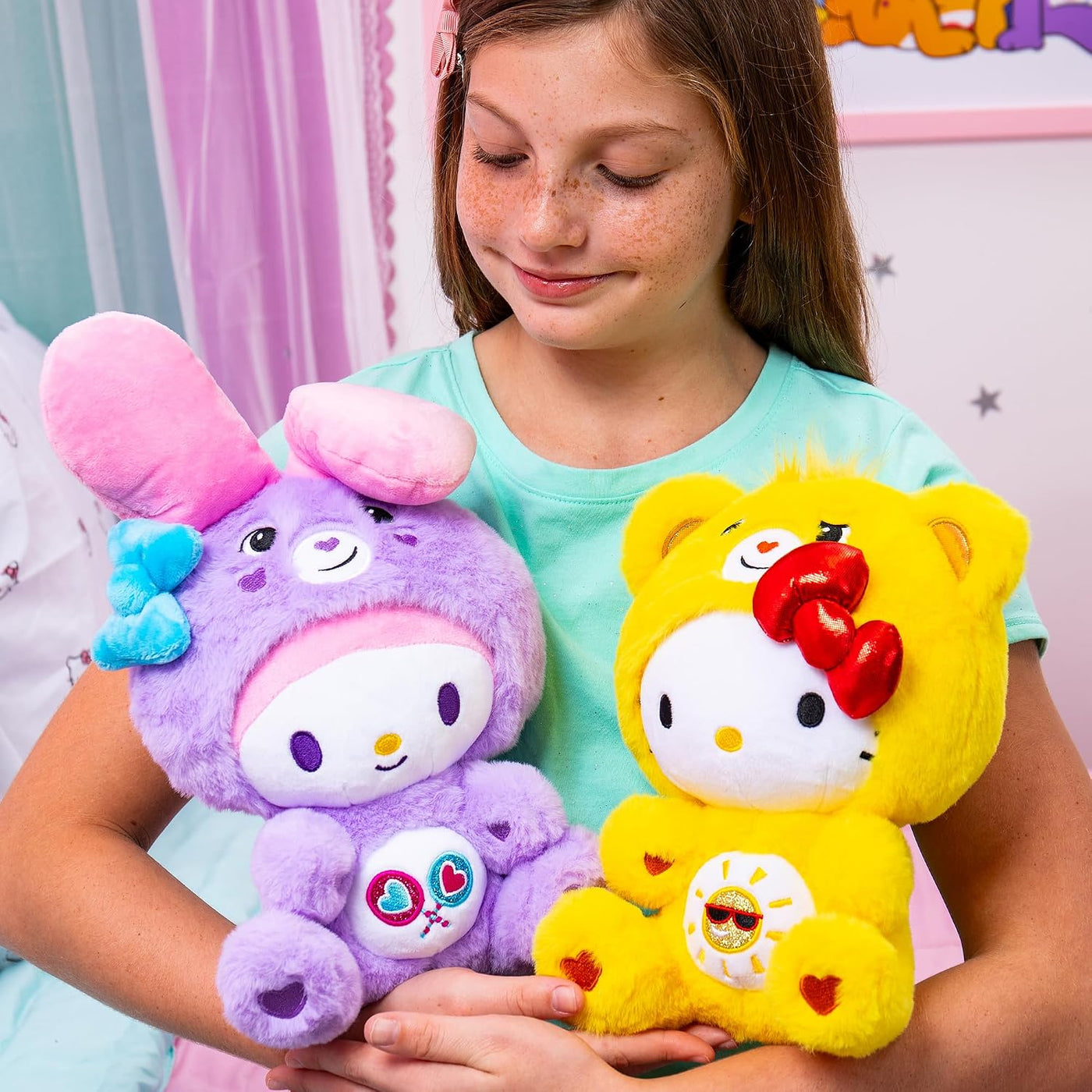 Care Bears x Hello Kitty - Paquete de 2 peluches - Hello Kitty como...