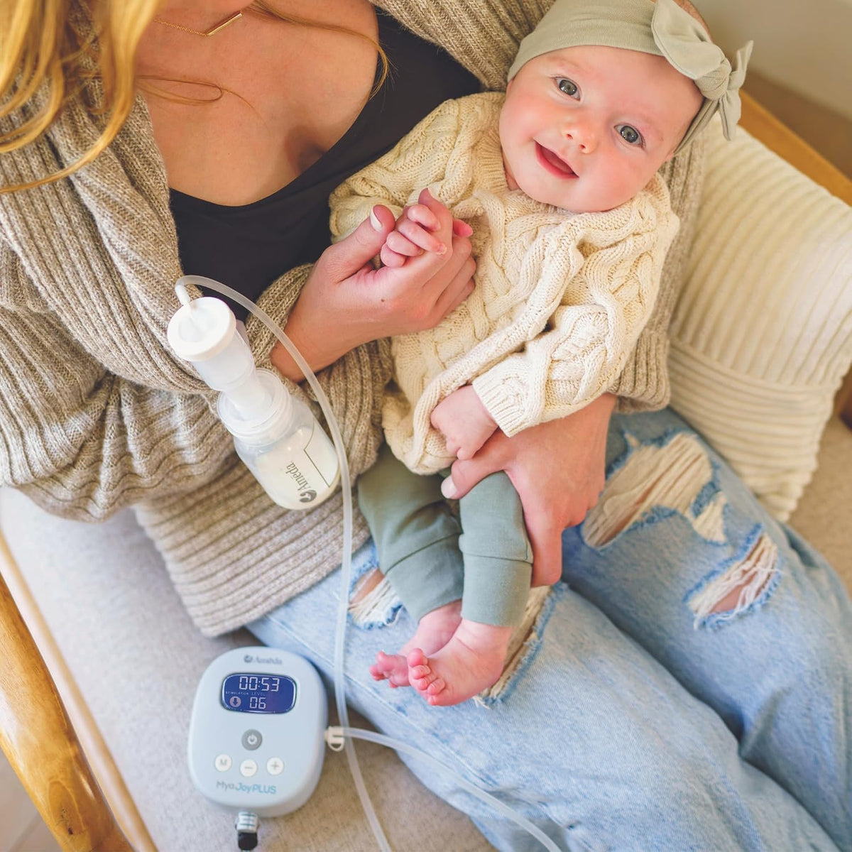 Ameda MYA Joy Plus Extractor de leche recargable con bolsa de lujo,...
