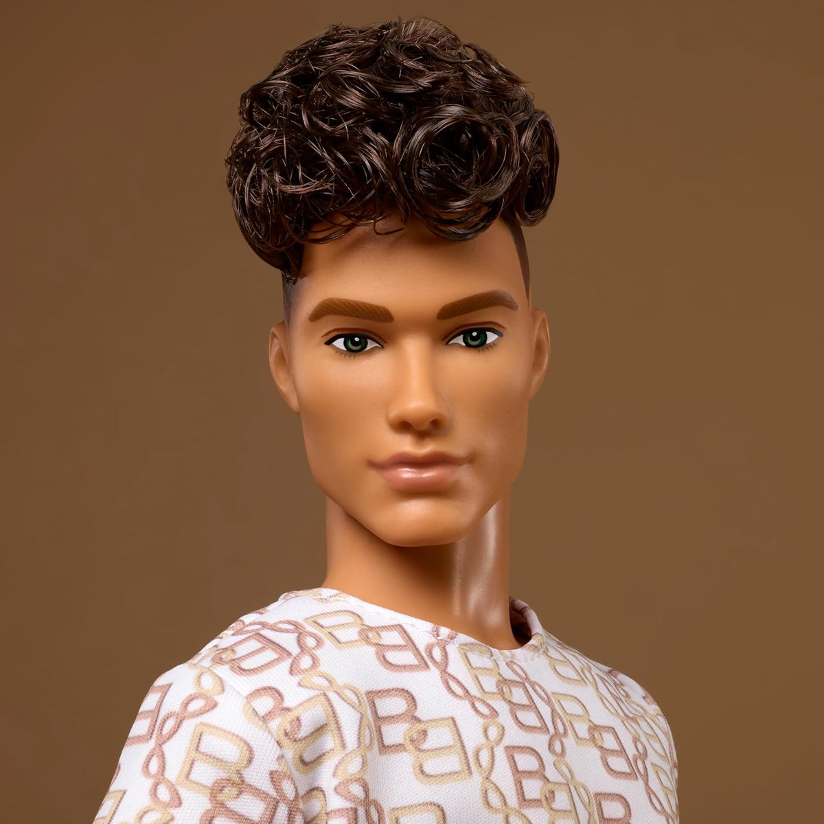 Barbie Básicos Modelo Coleccionista Ken Doll | Muñeca de moda Brune...