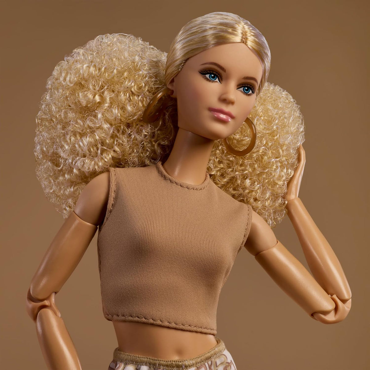 Barbie Mattel Basics Model Collector Fashion Doll 07 con pelo rubio...