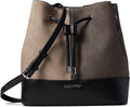 Calvin Klein Gabrianna Bolsa al hombro para mujer | Faux Leather, Adjustable Convertible Strap, Drawstring Closure, 2 Slip Pockets, 1 Zip Pocket, Everyday