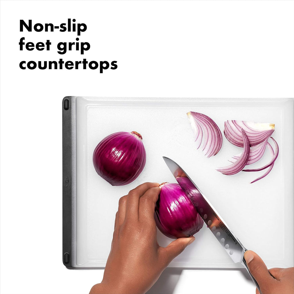 OXO Good Grips - Tabla de cortar de plástico para todos los días |...