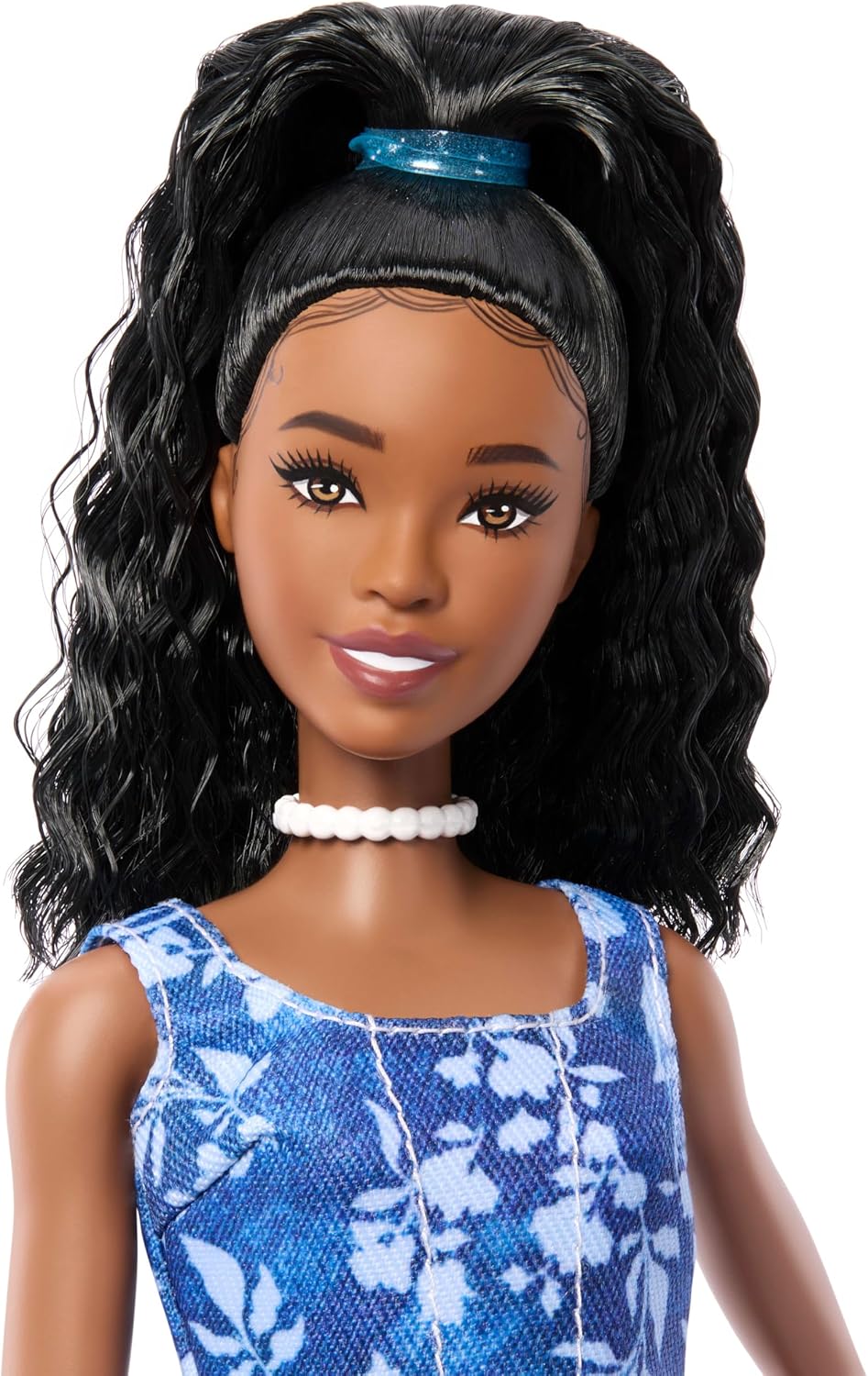 Barbie Muñeca Fashionistas Style #248 con pelo negro | Llevando pan...