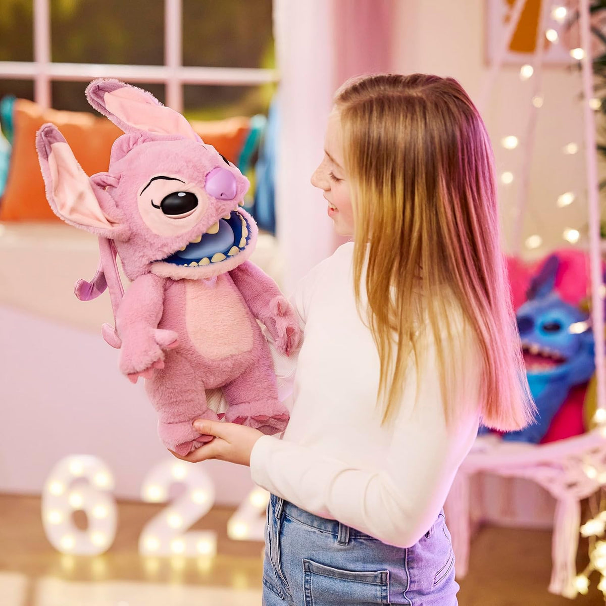 Wow! Stuff Disney Angel Puppetronic de RealFX | ¡Se ve, siente y su...