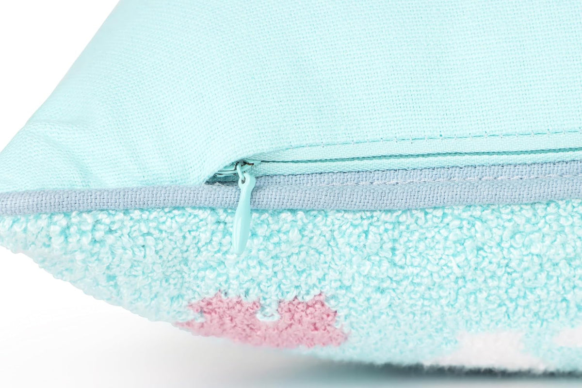 Jay Franco Needlepoint - Almohada decorativa de peluche ultrasuave...