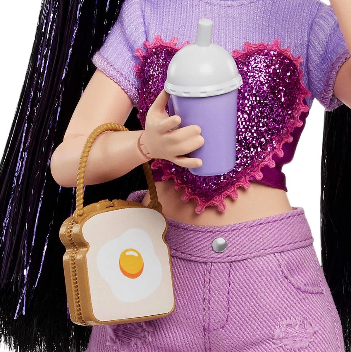 Muñeca y set de accesorios Barbie Dream Besties, Renee con cabello...