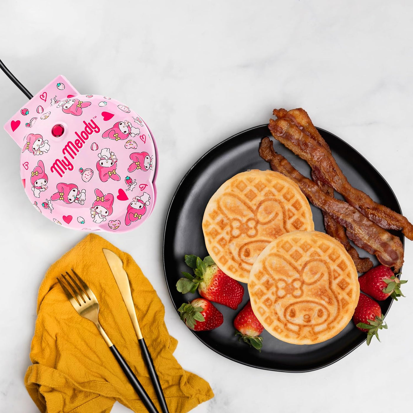 Uncanny Brands - Mini gofrera Hello Kitty My Melody - Cocina con tu...