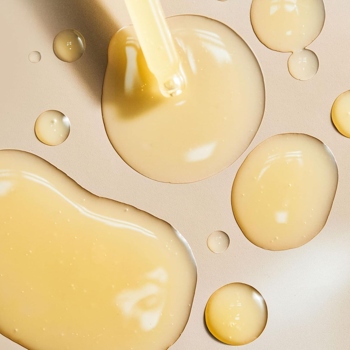 Barefaced Liquid Gold - Suero de 15% vitamina C con ácido hialuróni...