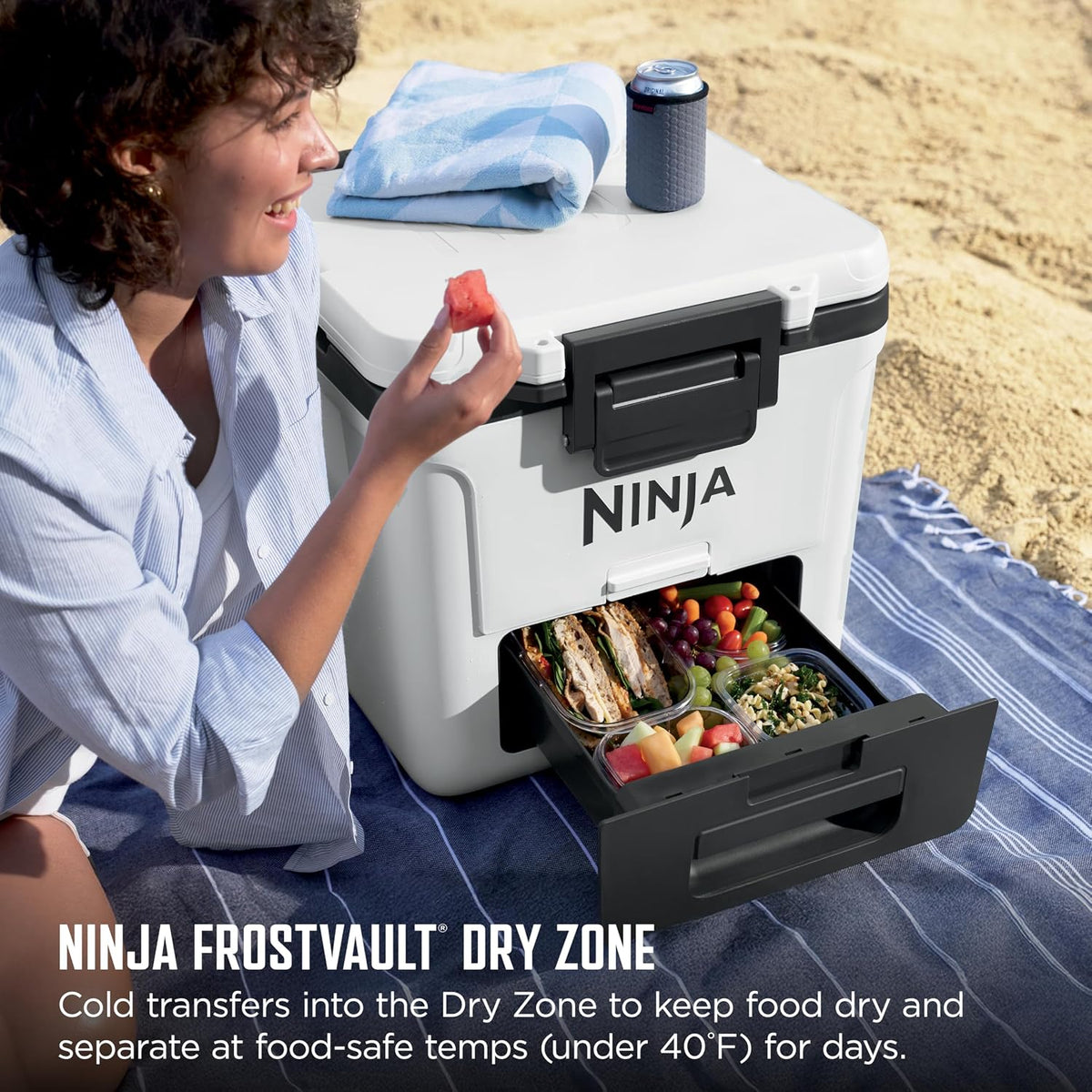 Ninja FrostVault - Nevera de 30 cuartos de galón con ruedas, aislad...