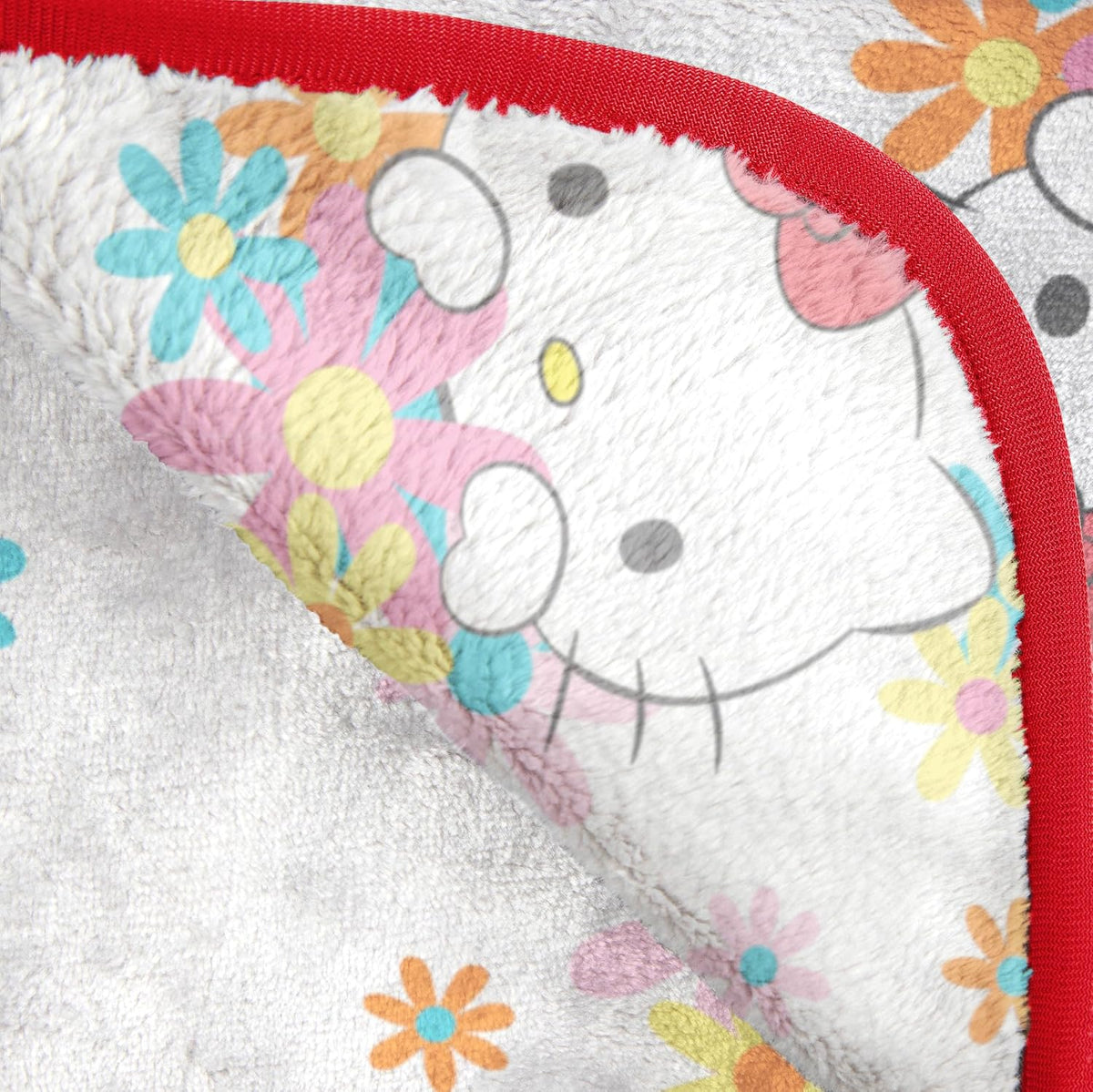 Hello Kitty - Manta de felpa de flores y gatitos, mide 60 x 90 pulg...