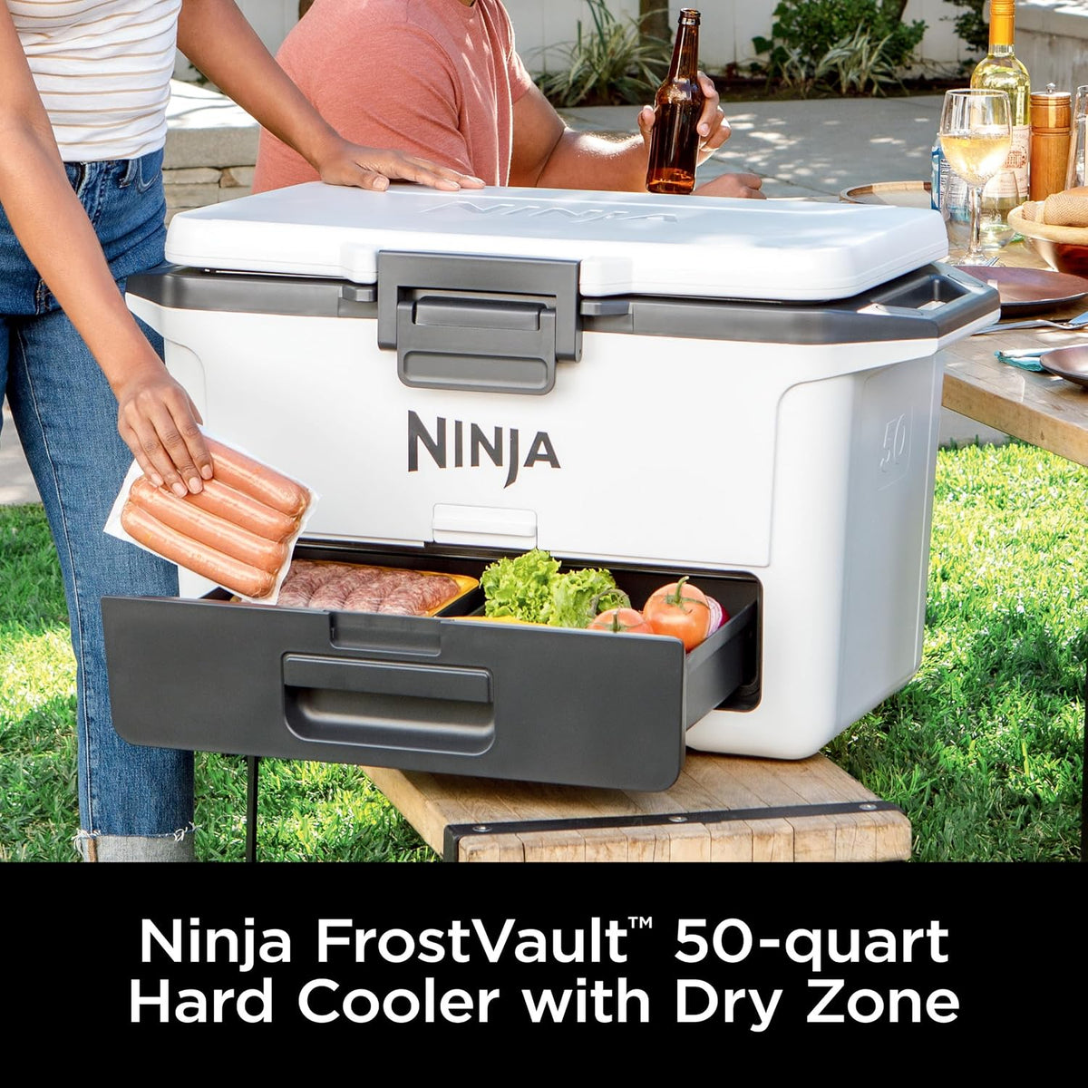 Ninja Enfriador duro FrostVault™ de 50 cuartos de galón con cajón d...