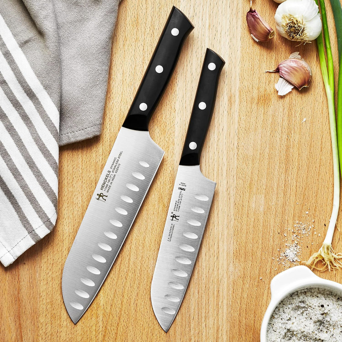 HENCKELS Dynamic Razor-Sharp - Juego de 2 cuchillos Santoku de 5.5...
