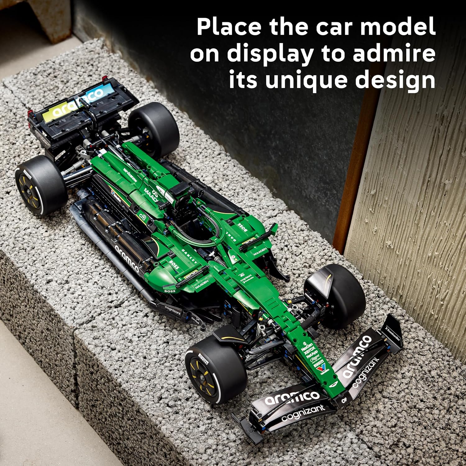 LEGO Technic Aston Martin Aramco AMR25 F1 Car - Juego de construcci...