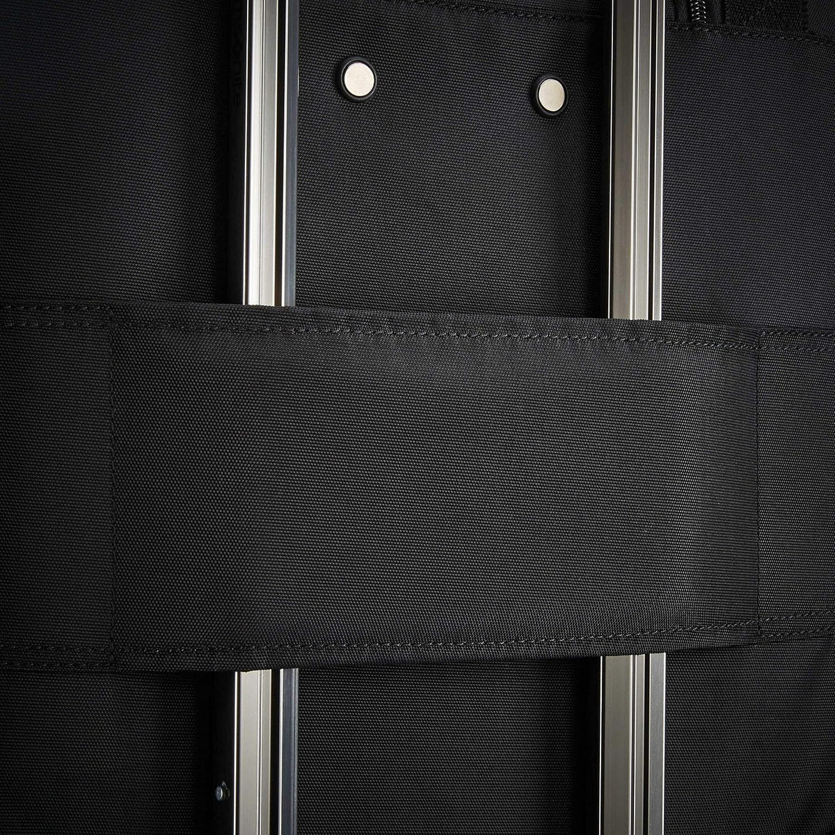 Samsonite Equipaje de mano debajo del asiento con puerto USB, Negro...